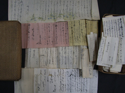 国井化月坊 青木奚花坊他　美濃派関係書簡一括り